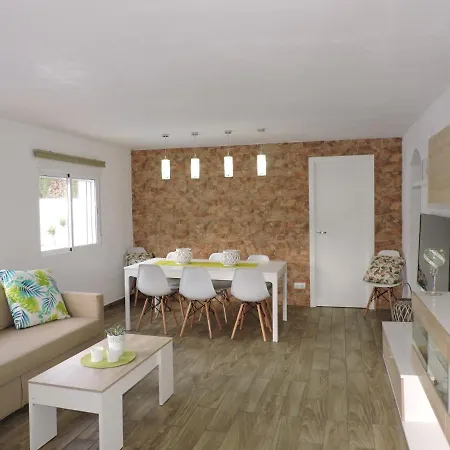 Villa Doree 587
