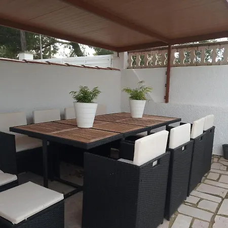 Villa Doree 587